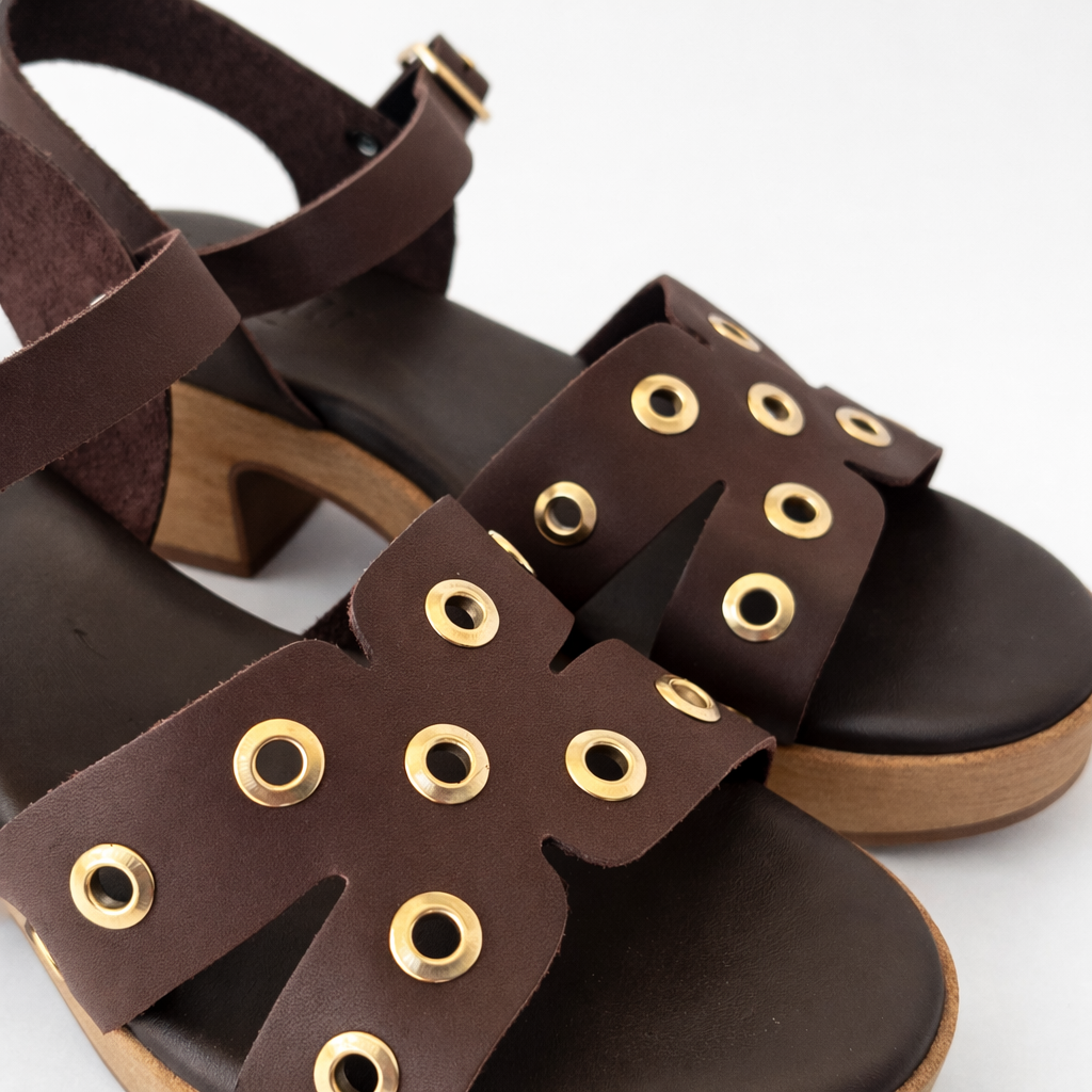 Sandalia Tacón NEREA. Marrón