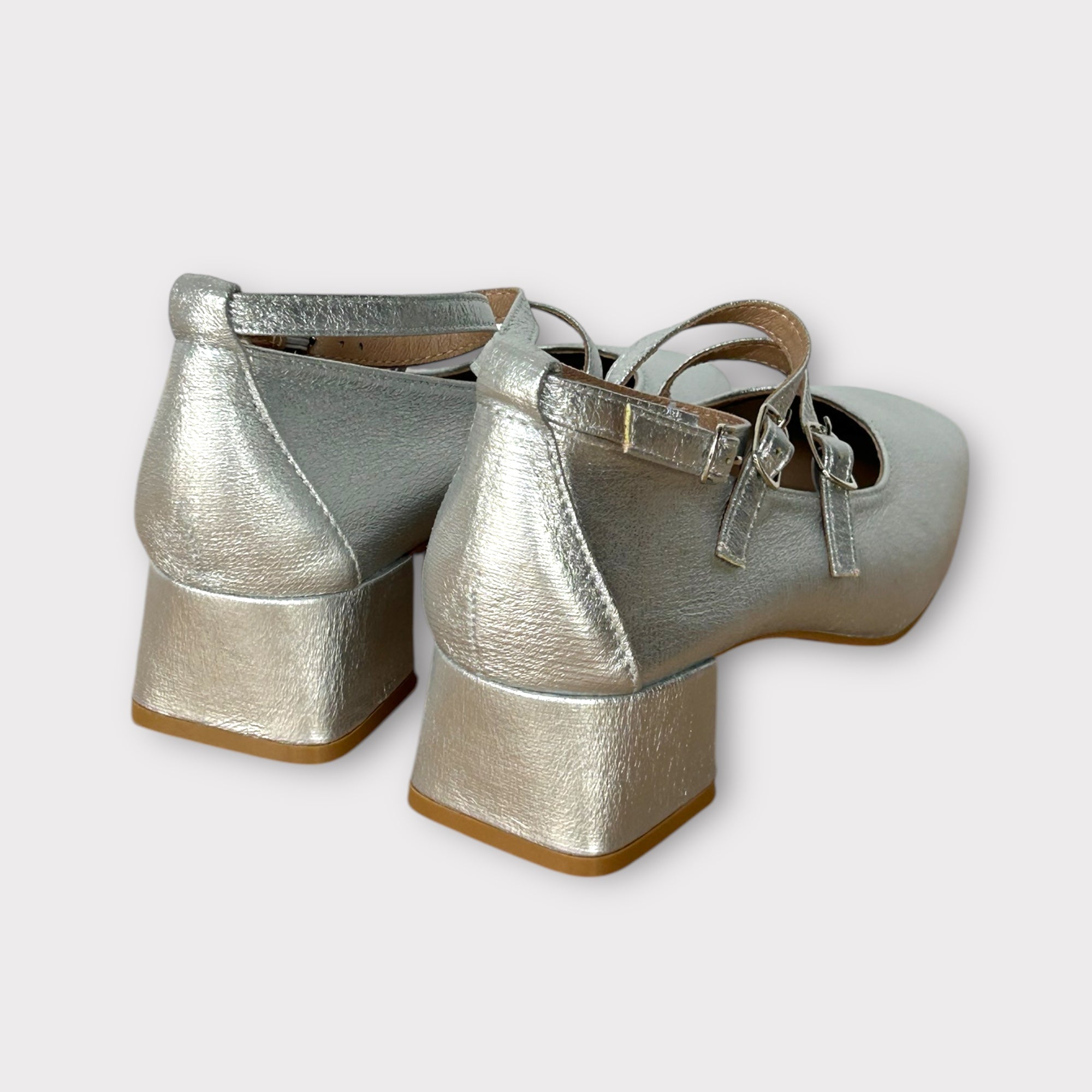 BELLA CHAROL - PLATA