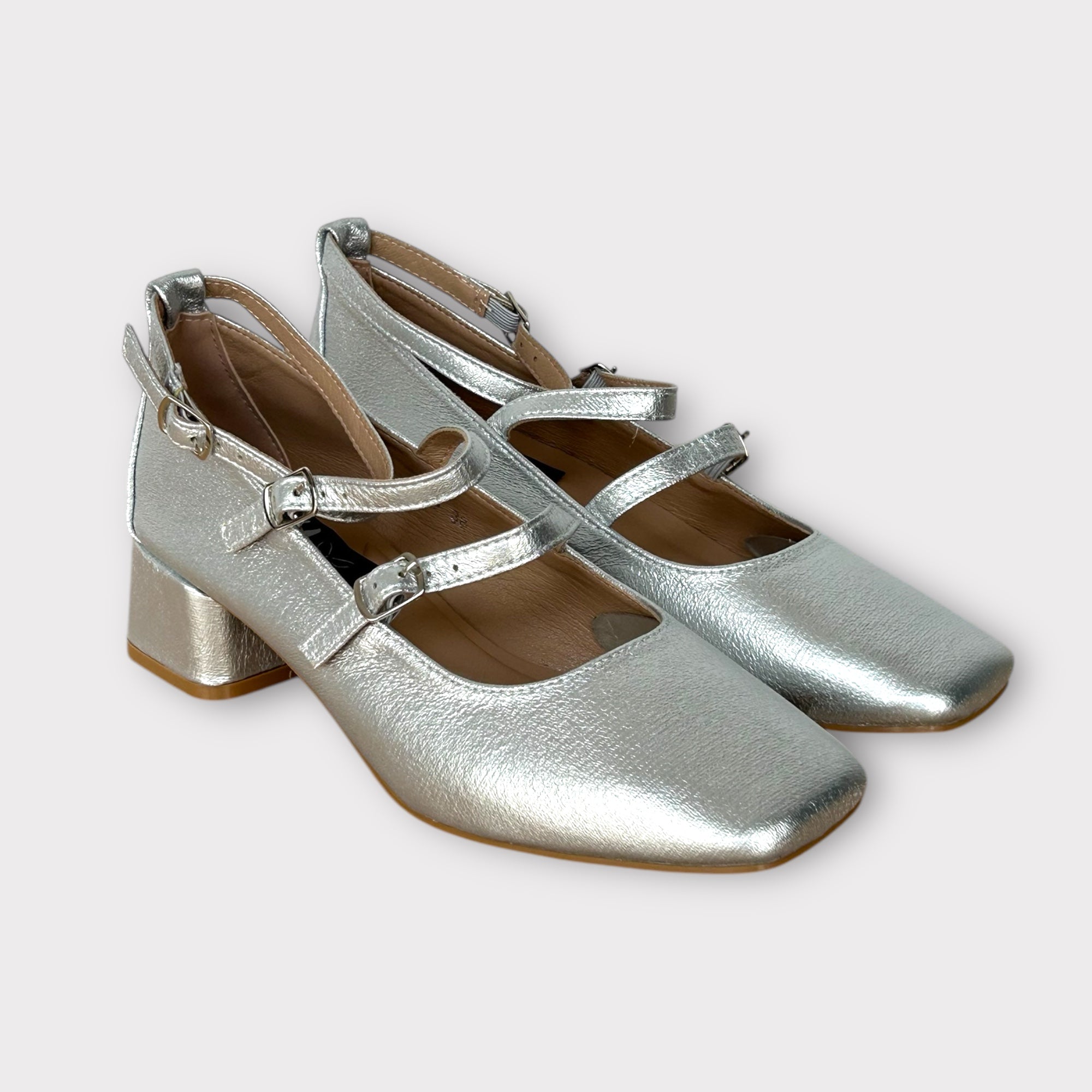 BELLA CHAROL - PLATA