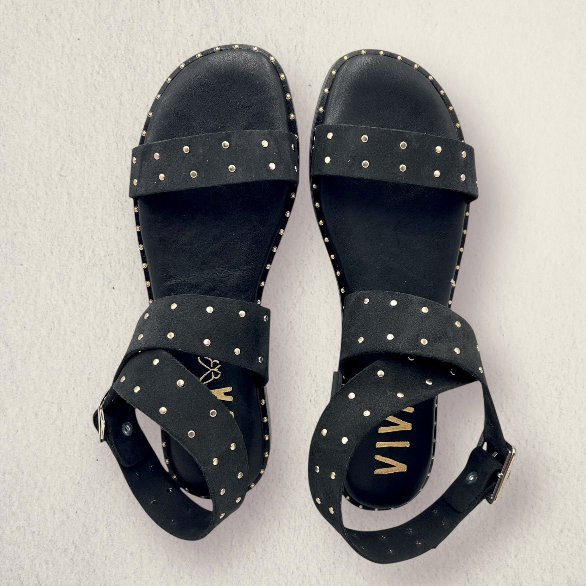 NOA ROCK - Sandalia plana. Negro