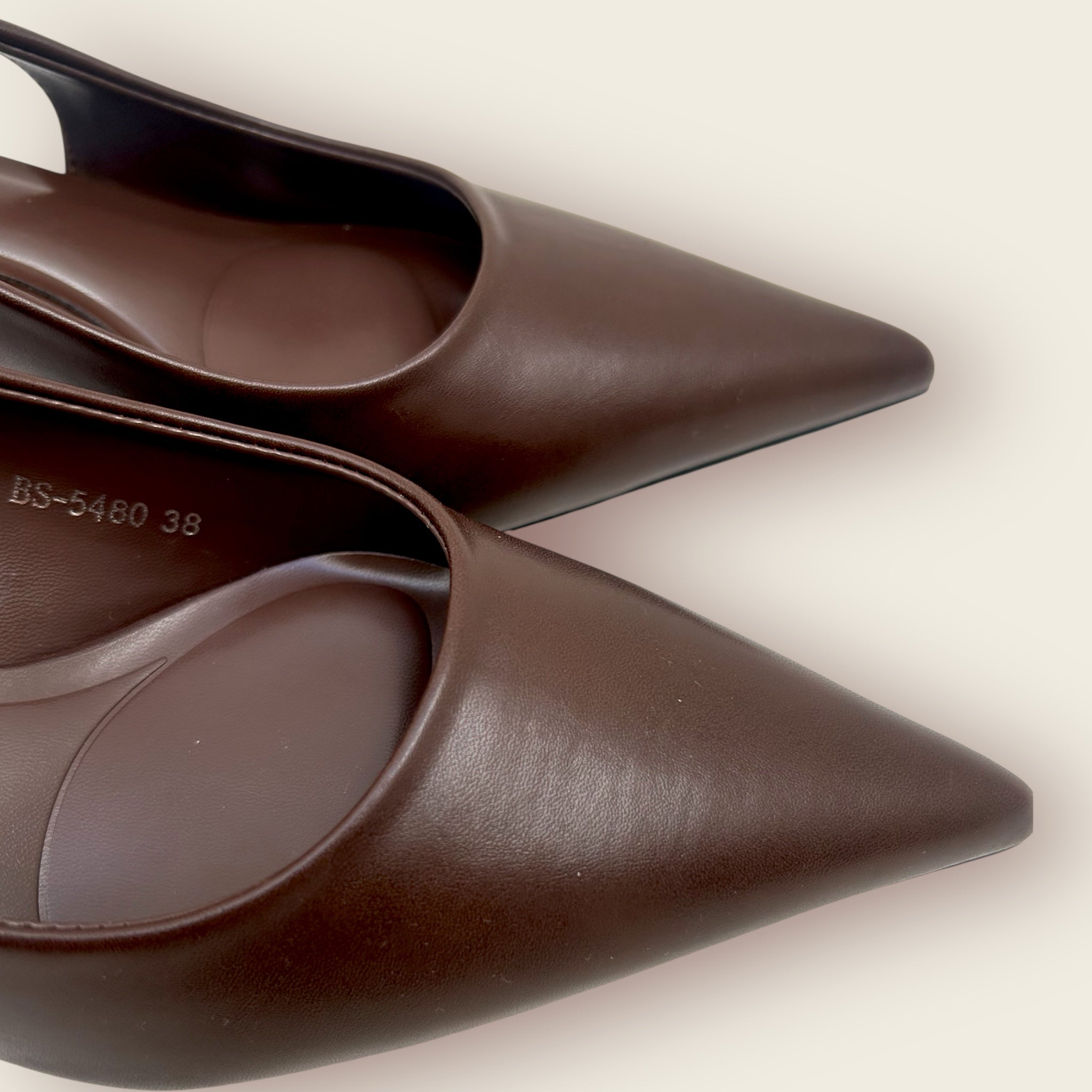 Salón destalonado ESTELA. Marrón