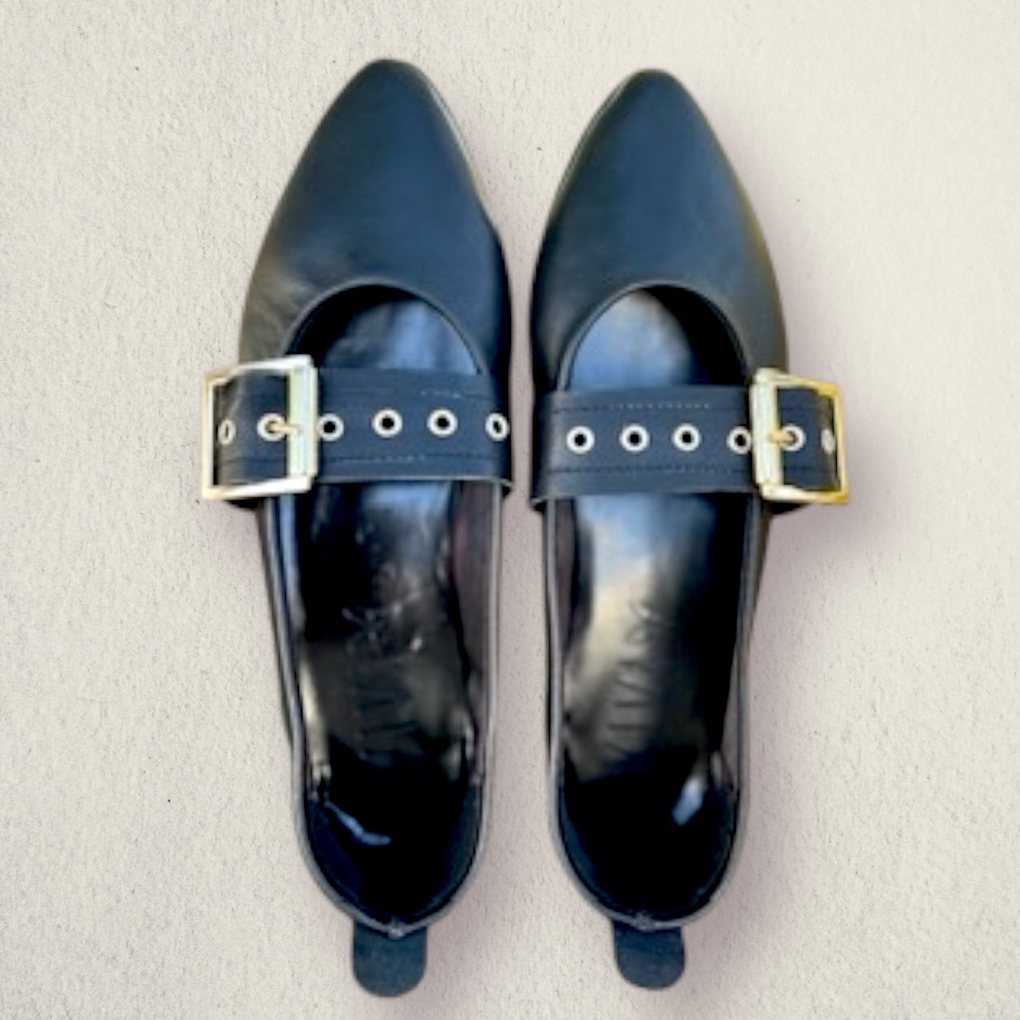 Manoletina ELENA. Negro