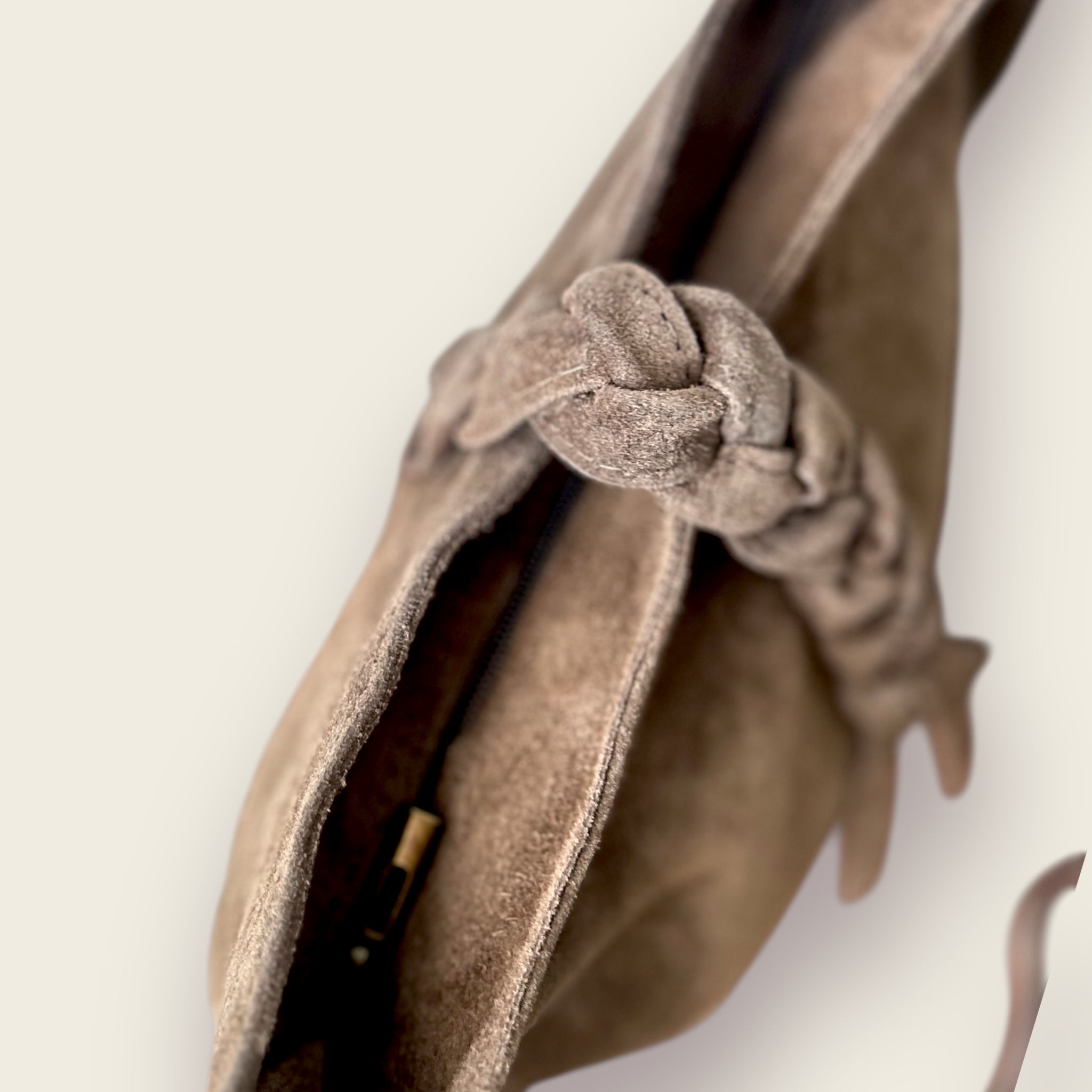 Bolso INDIRA. Taupe